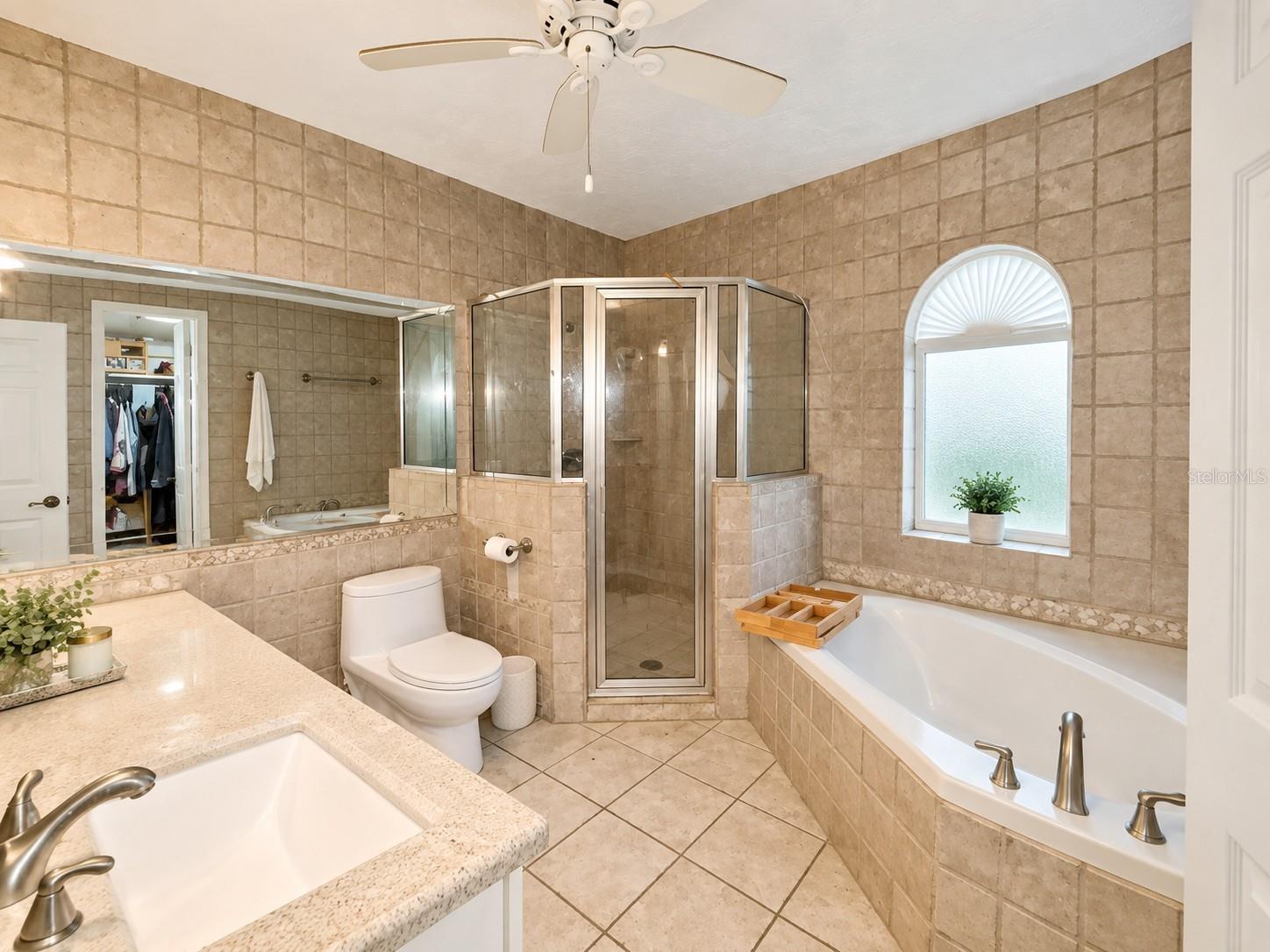 2633 Sw Tanforan Blvd Property Photo 12