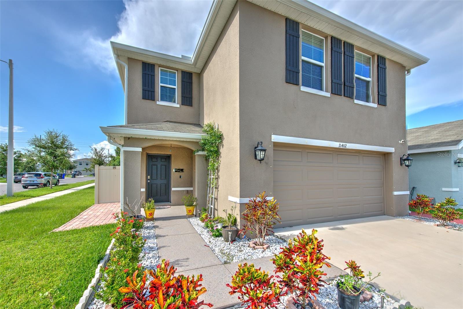 11402 STONE PINE ST Property Photo 1