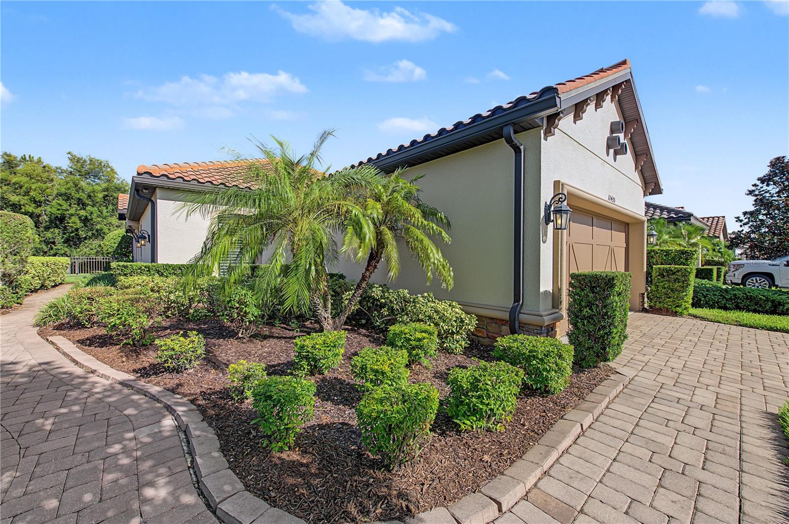 11435 Callisia Dr Property Photo 9