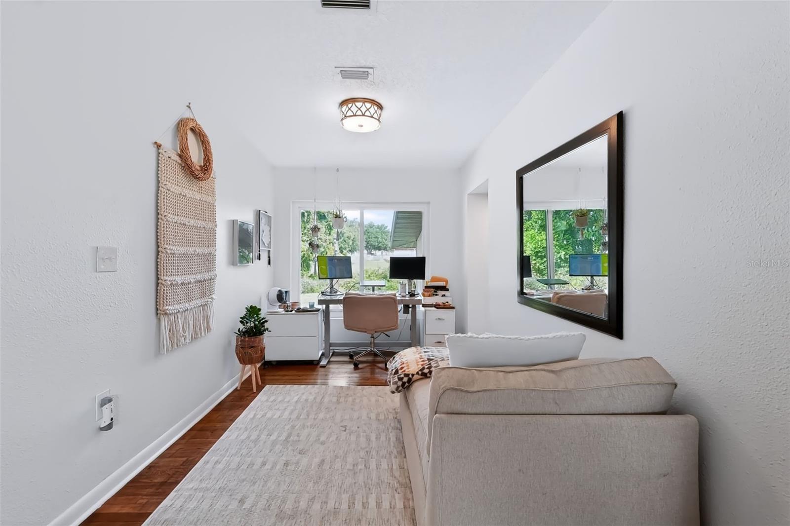 615 Brookside Dr Property Photo 12