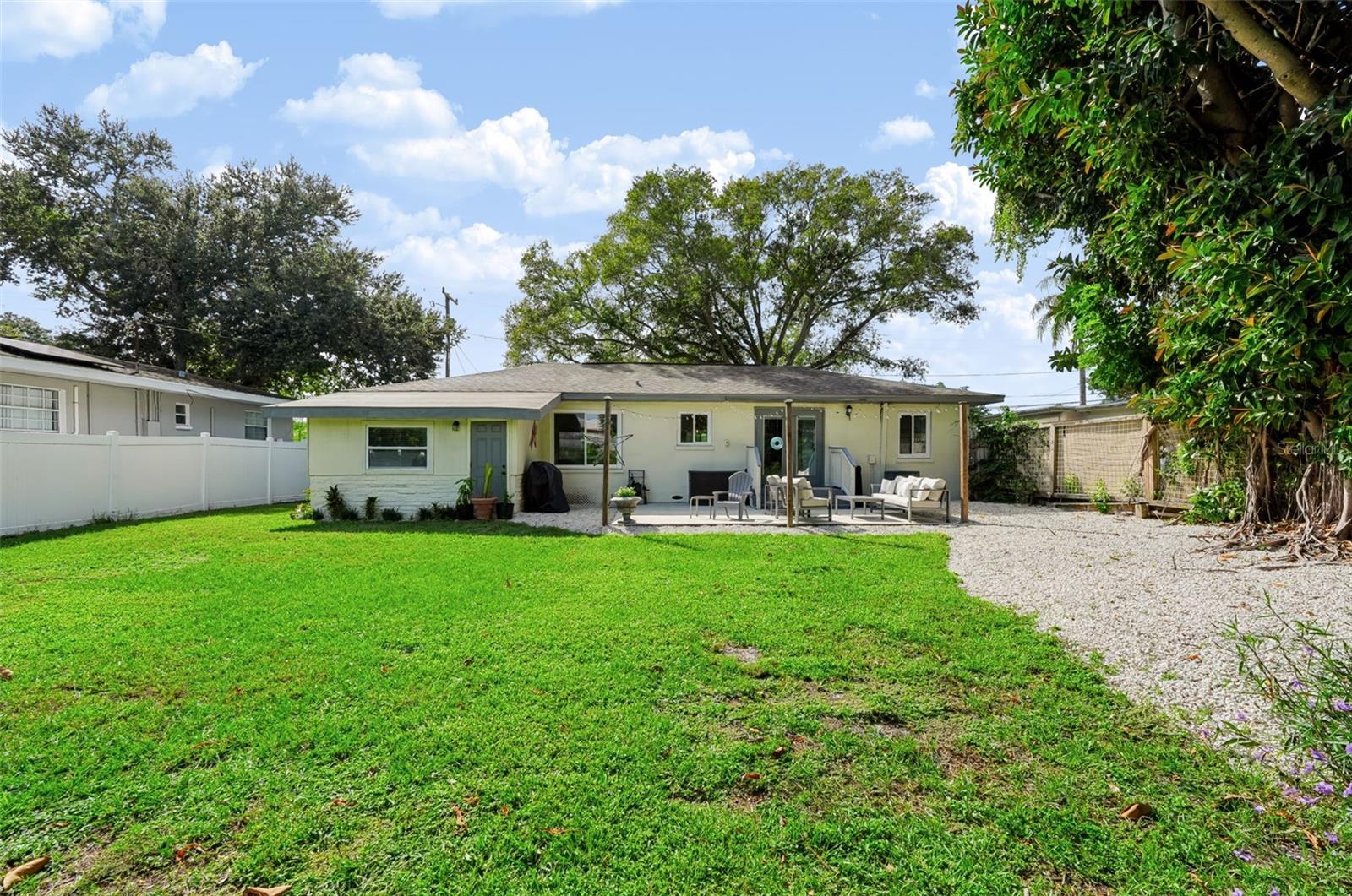 615 Brookside Dr Property Photo 18