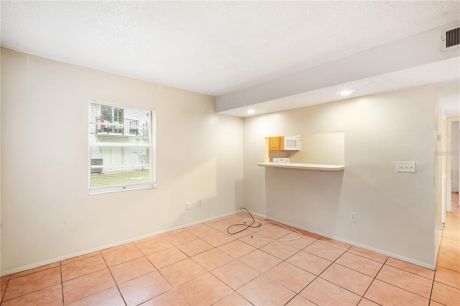 7100 Waterside Dr Property Photo 5