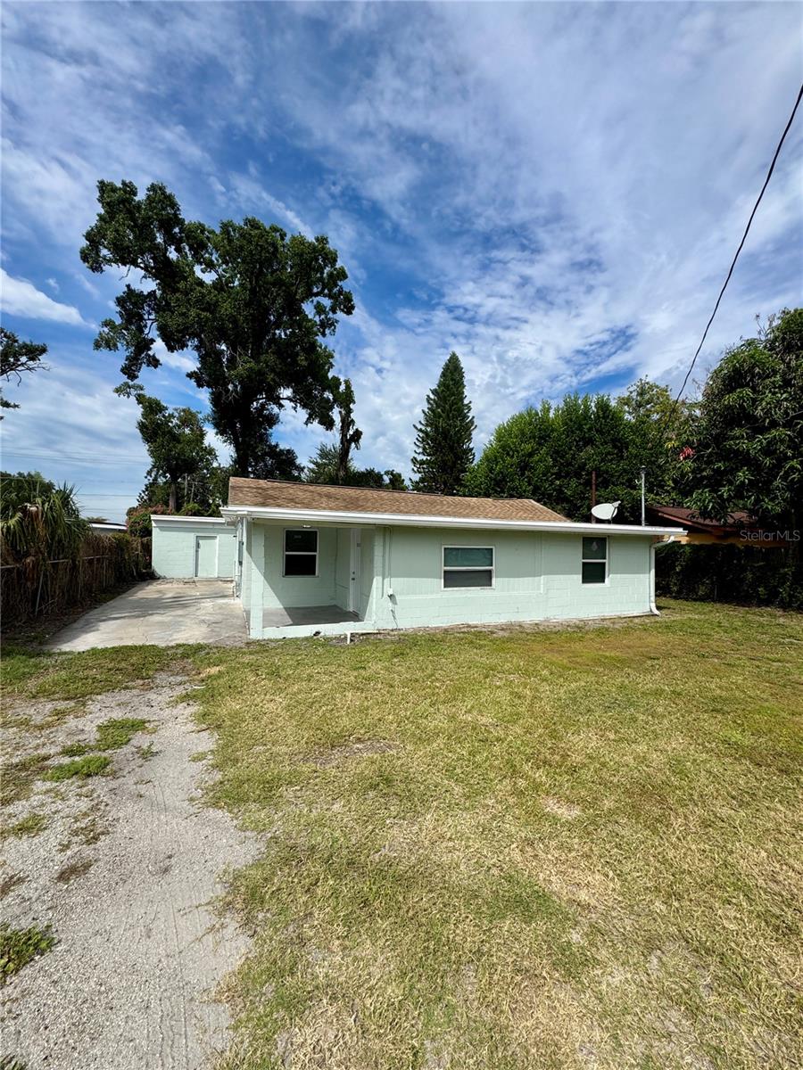 2313 W RIO VISTA AVE Property Photo 1
