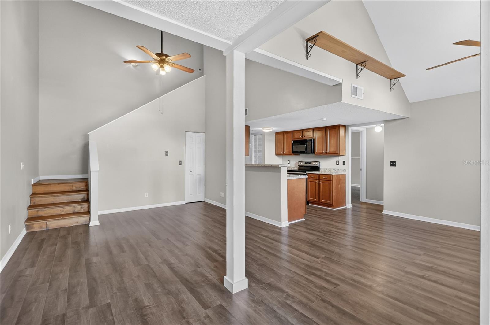 12145 Armenia Gables Cir Property Photo 9