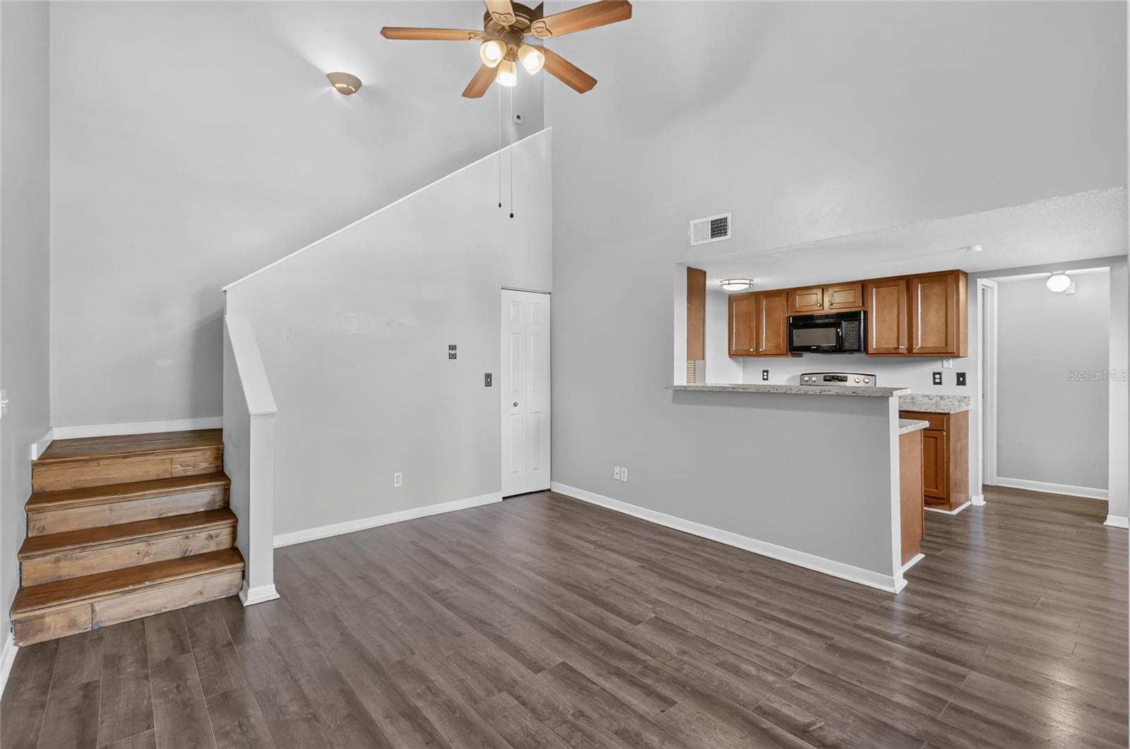 12145 Armenia Gables Cir Property Photo 17