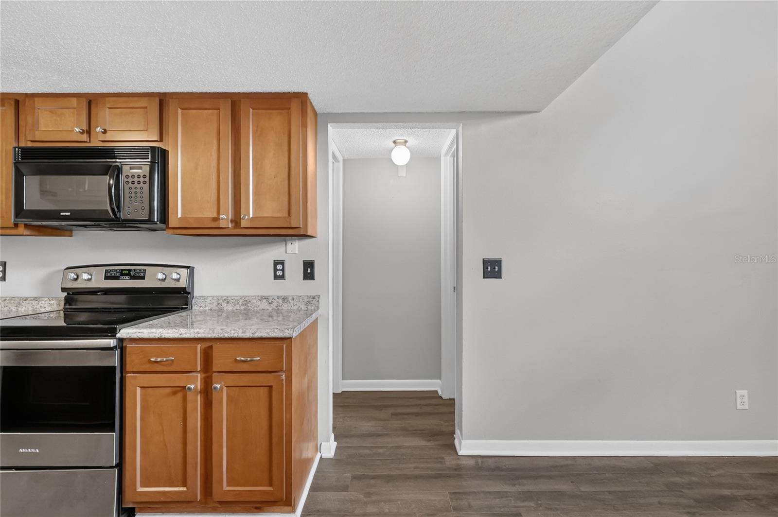 12145 Armenia Gables Cir Property Photo 26