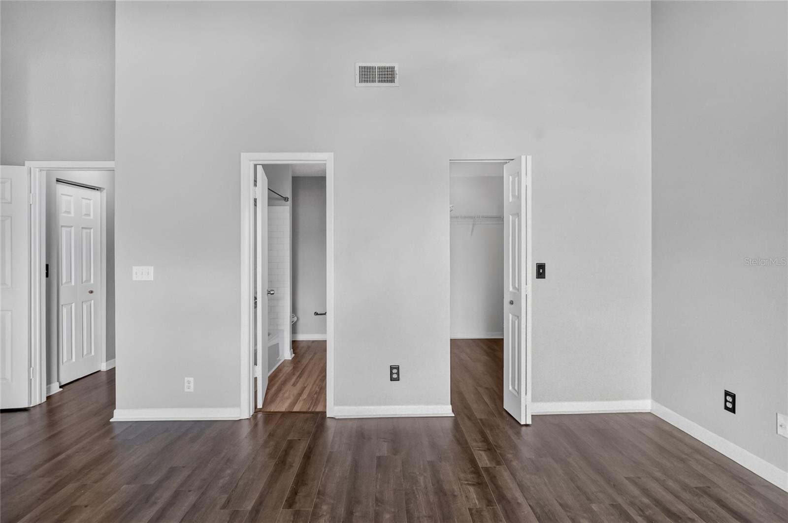 12145 Armenia Gables Cir Property Photo 46