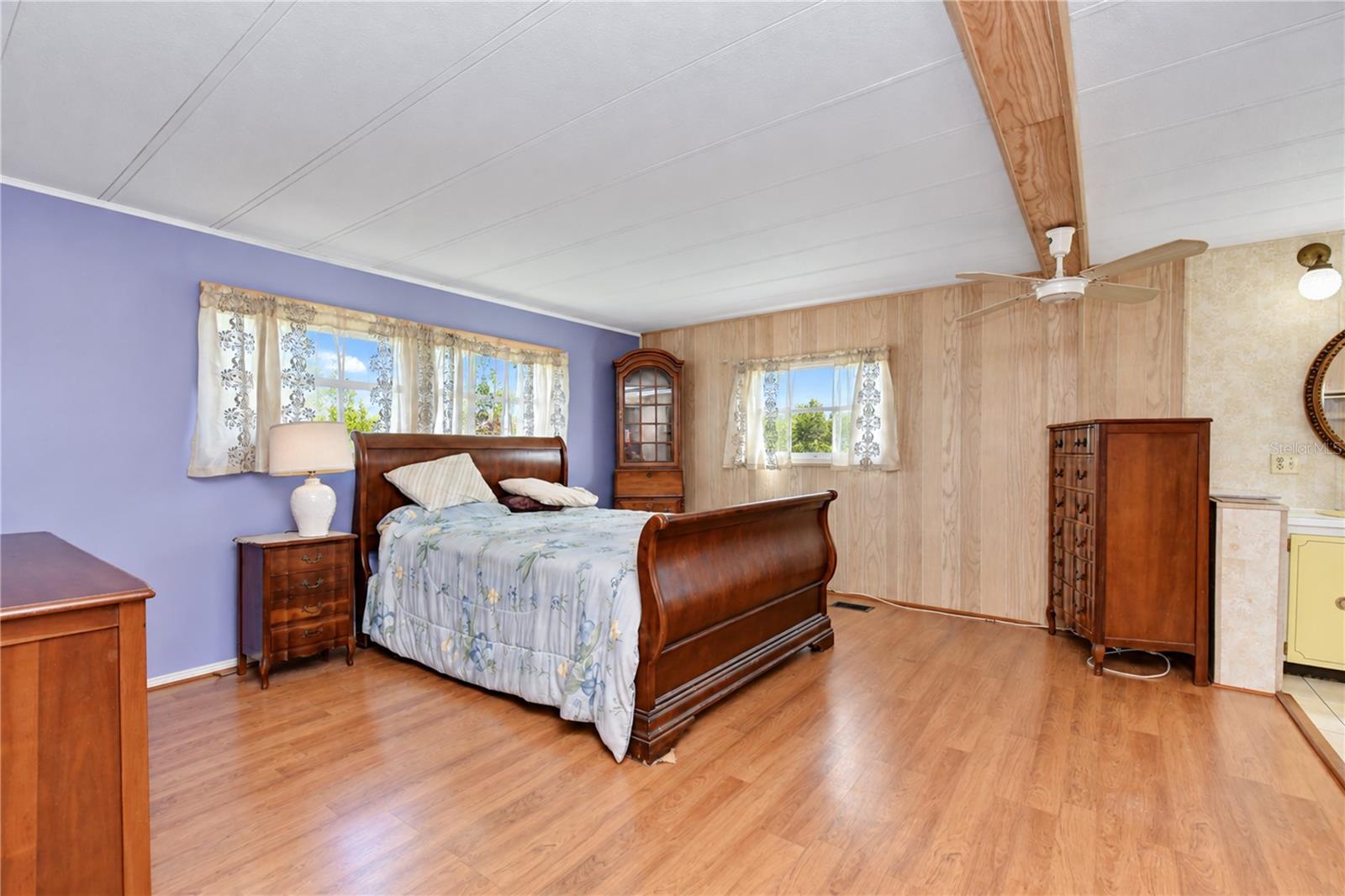 4710 Windy Ln Property Photo 15