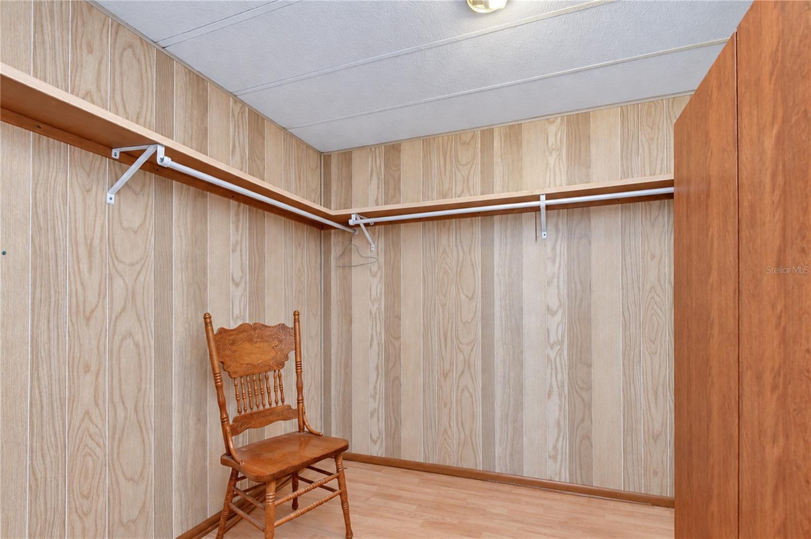4710 Windy Ln Property Photo 18