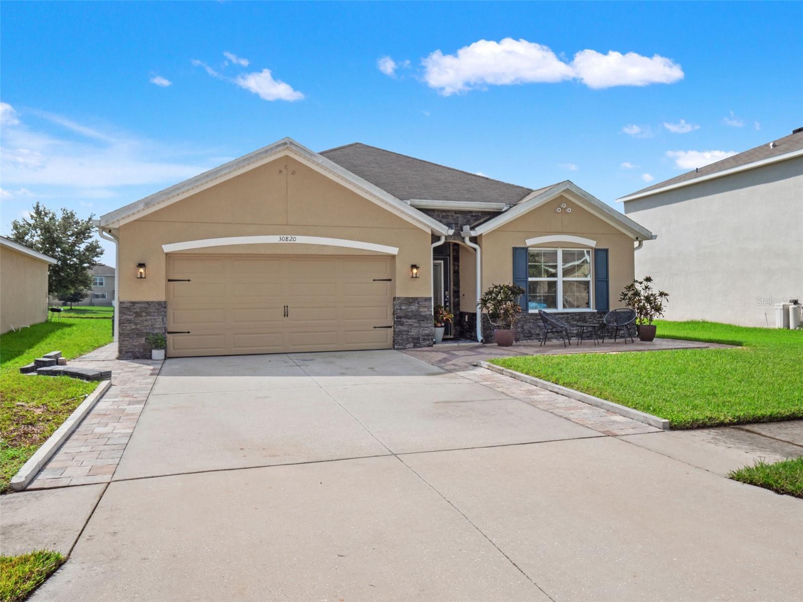 30820 Summer Sun Loop Property Photo 11