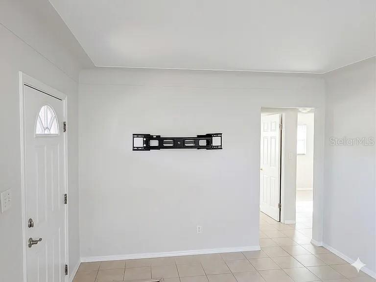 2334 38th Ave N Property Photo 9