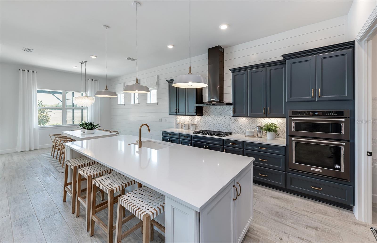 26264 Coral Harbour Dr Property Photo 14