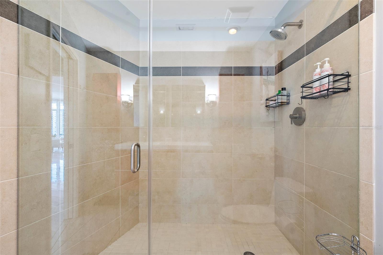 175 1st St S #1103 Property Photo 11