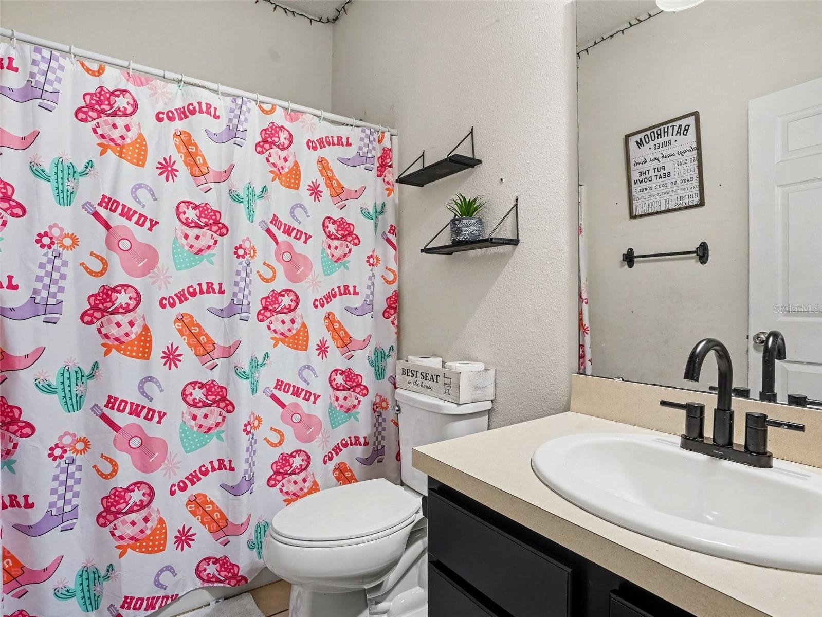 8706 Hinsdale Heights Dr Property Photo 10