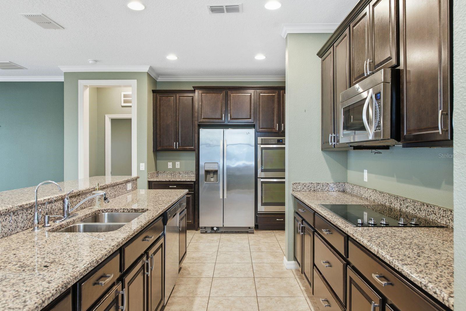 TB8553751 Property Photo 17