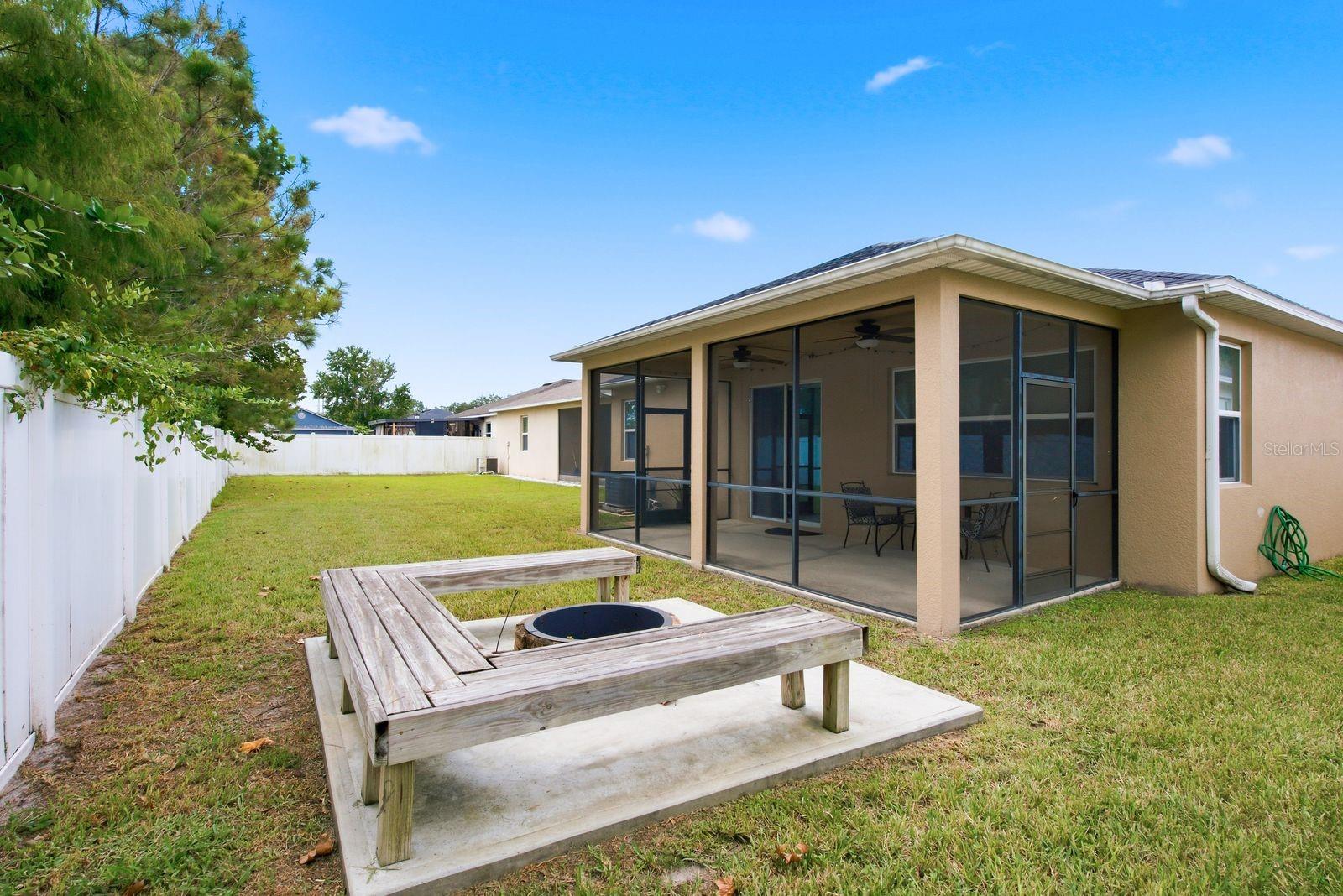 TB8553751 Property Photo 35