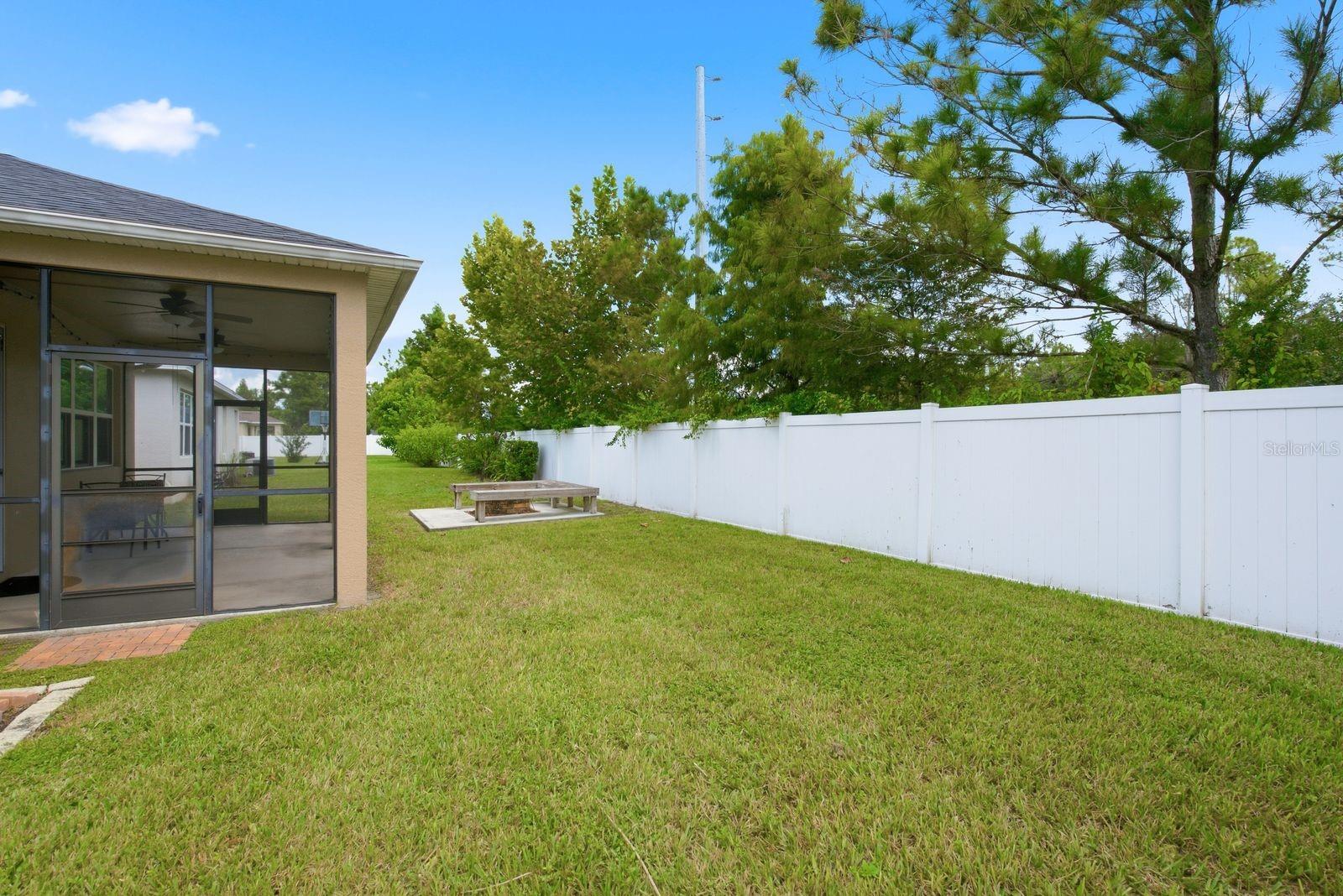 TB8553751 Property Photo 37