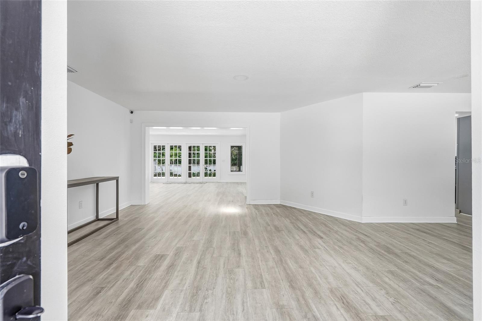 4206 Windtree Dr Property Photo 6