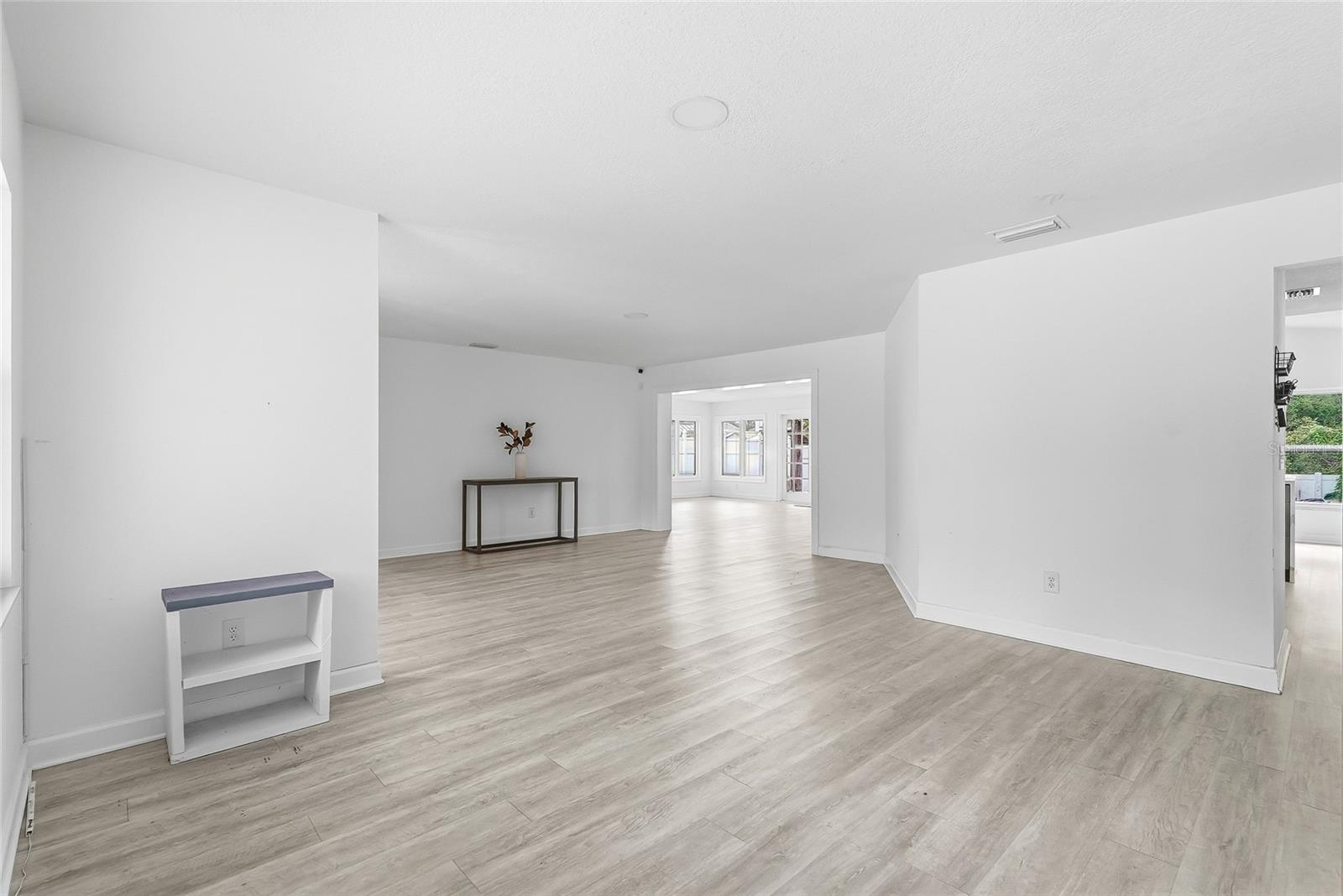 4206 Windtree Dr Property Photo 9