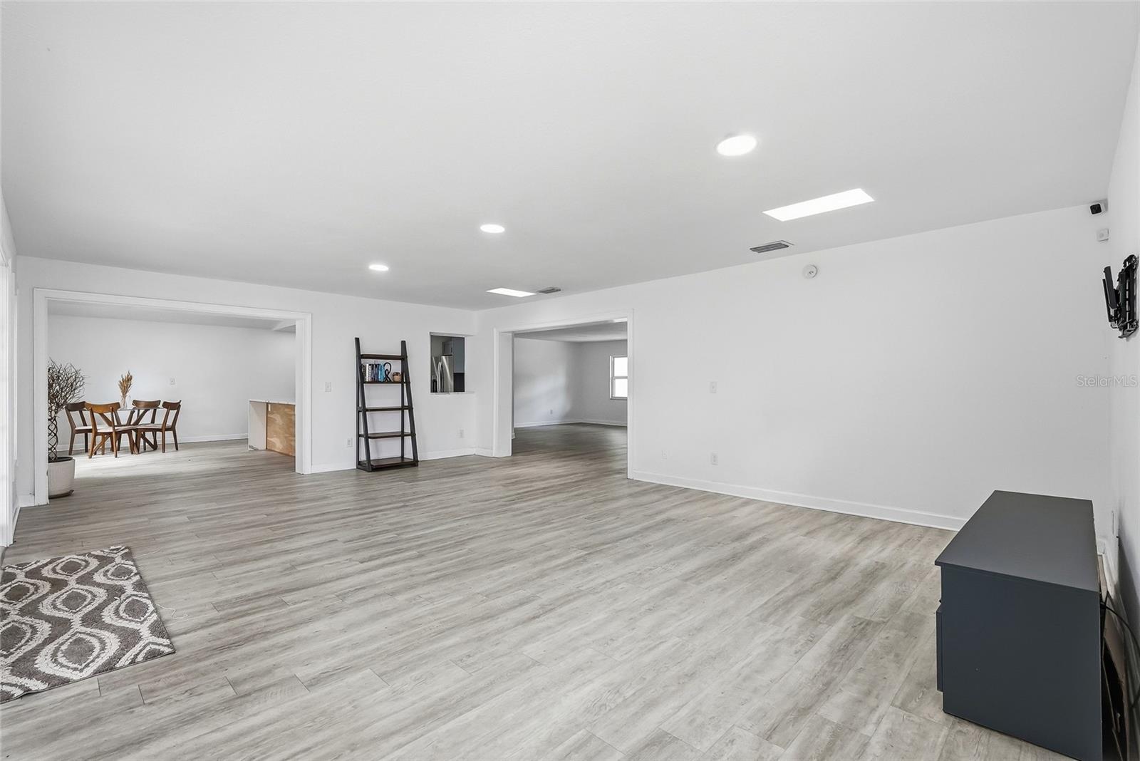 4206 Windtree Dr Property Photo 14