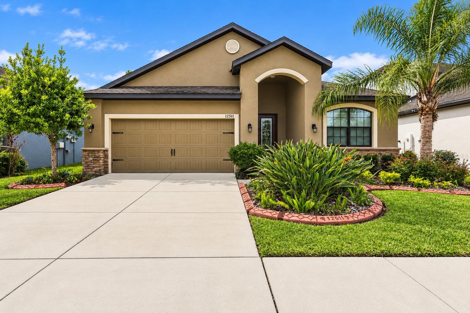12511 BALLENTRAE FOREST DR Property Photo 1