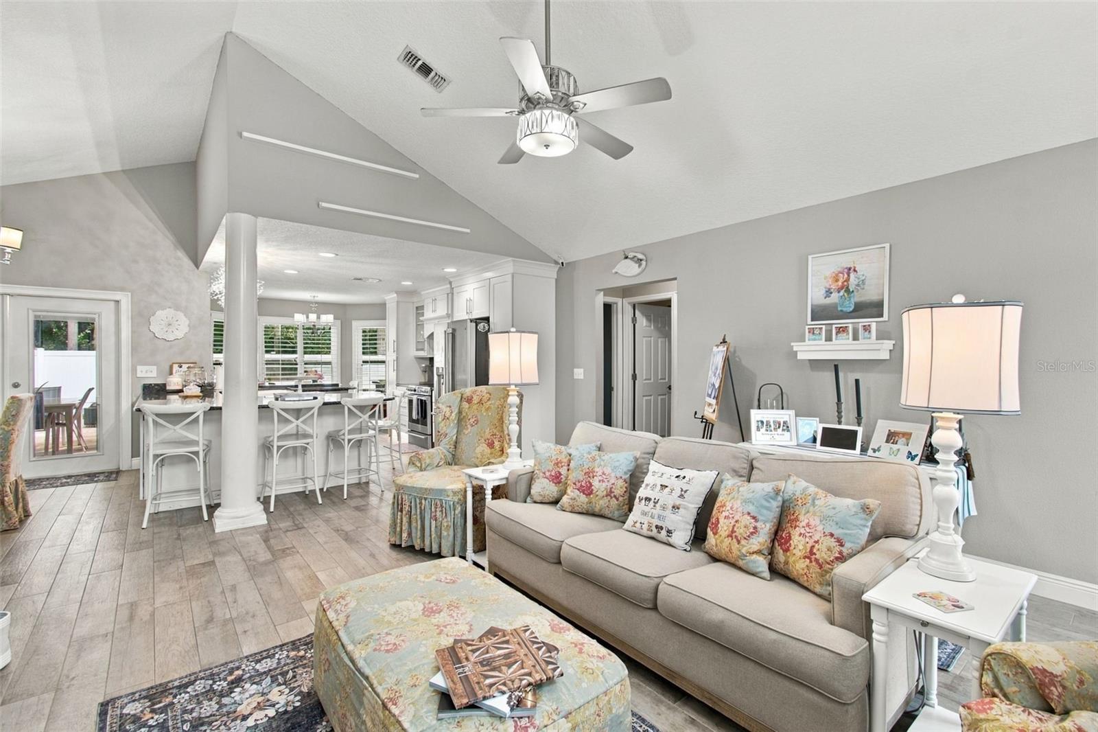7208 Hideaway Trl Property Photo 10