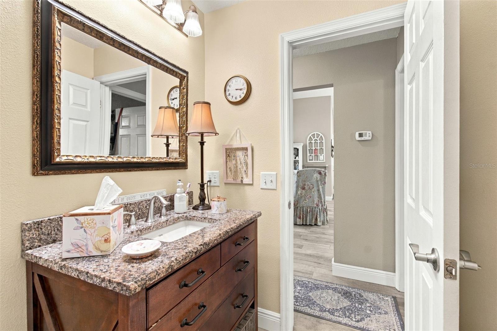 7208 Hideaway Trl Property Photo 31