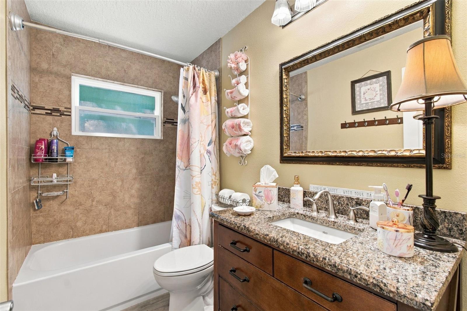 7208 Hideaway Trl Property Photo 33