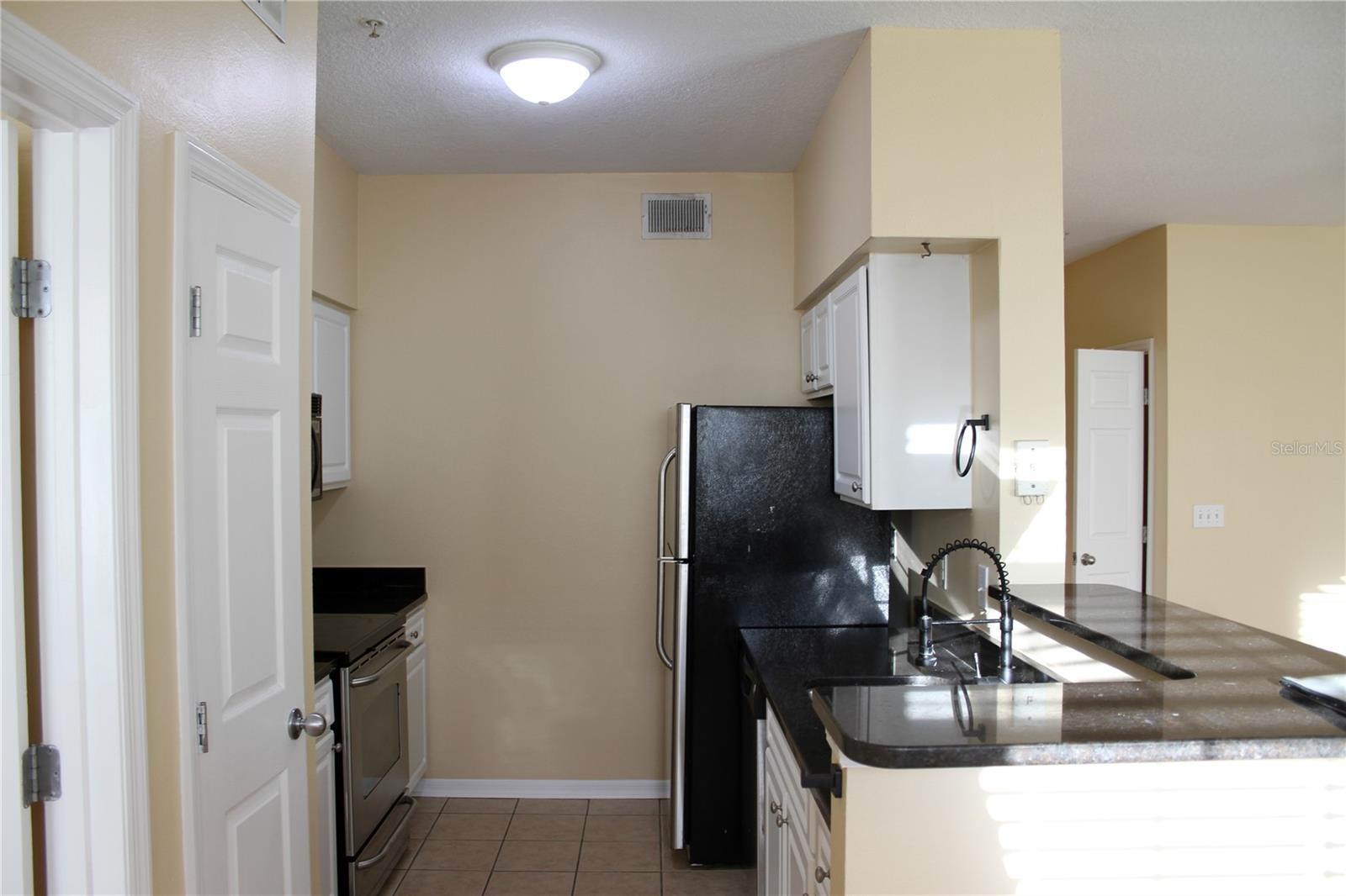 1910 E Palm Ave #9201 Property Photo 7