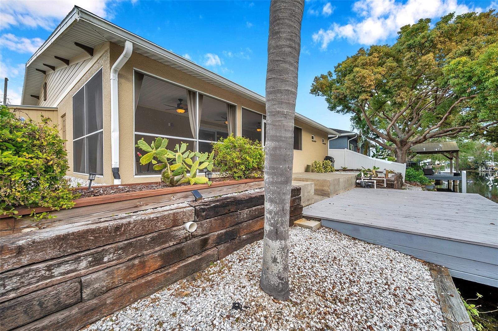 8 Citrus Dr Property Photo 10