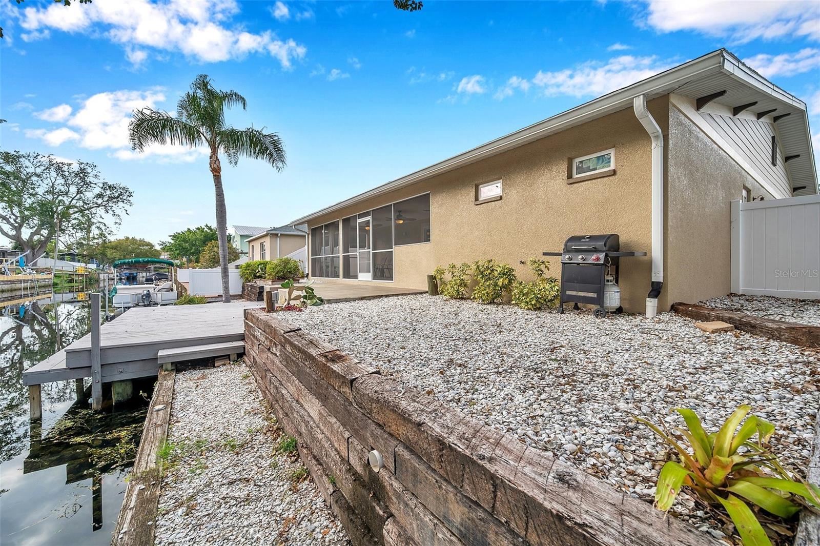 8 Citrus Dr Property Photo 11