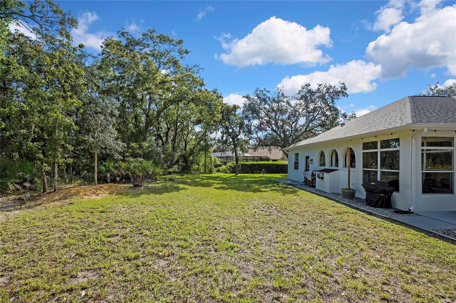 83 Oak Village Blvd S Property Photo 47