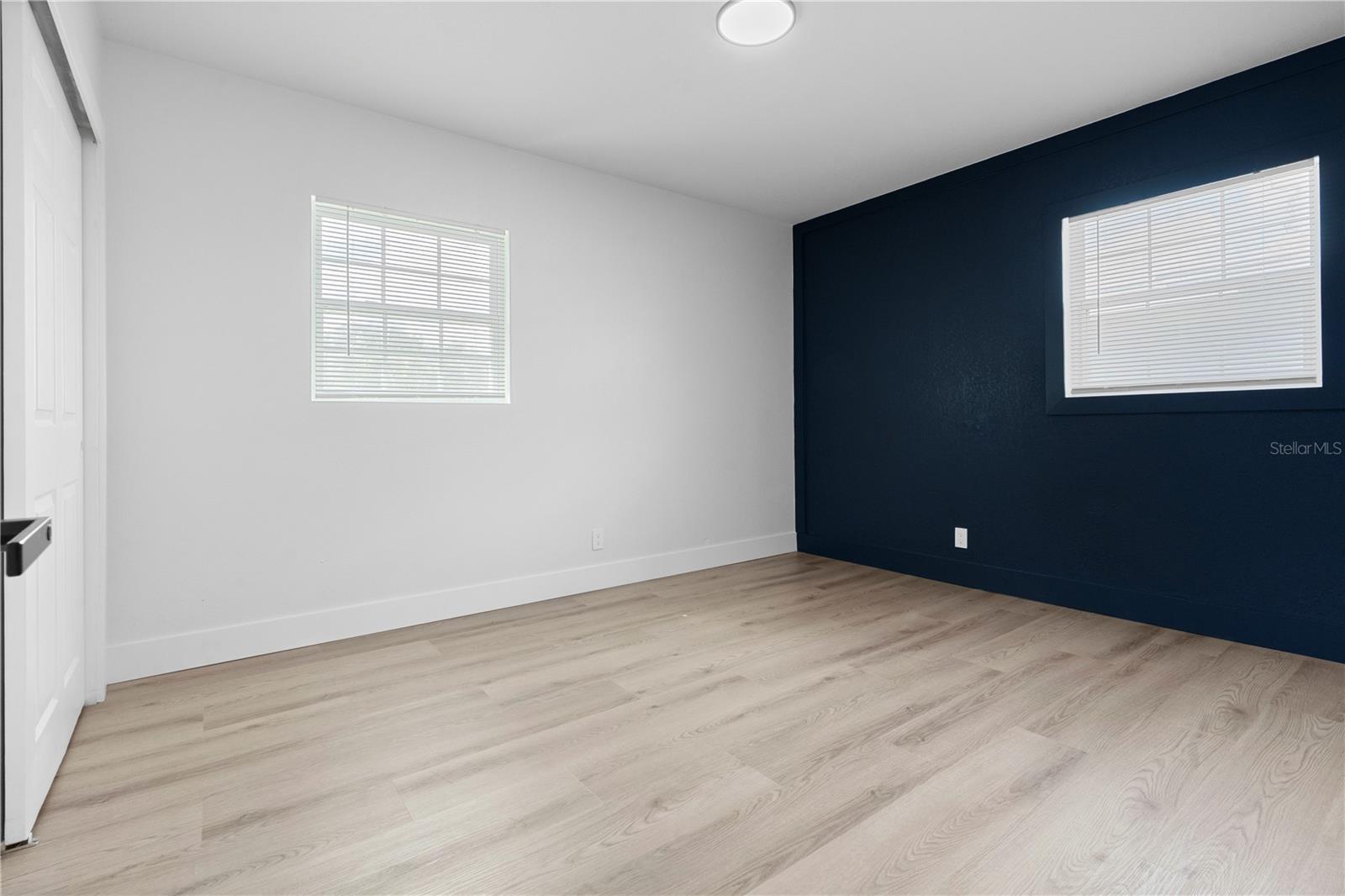 5205 S 82nd St Property Photo 19