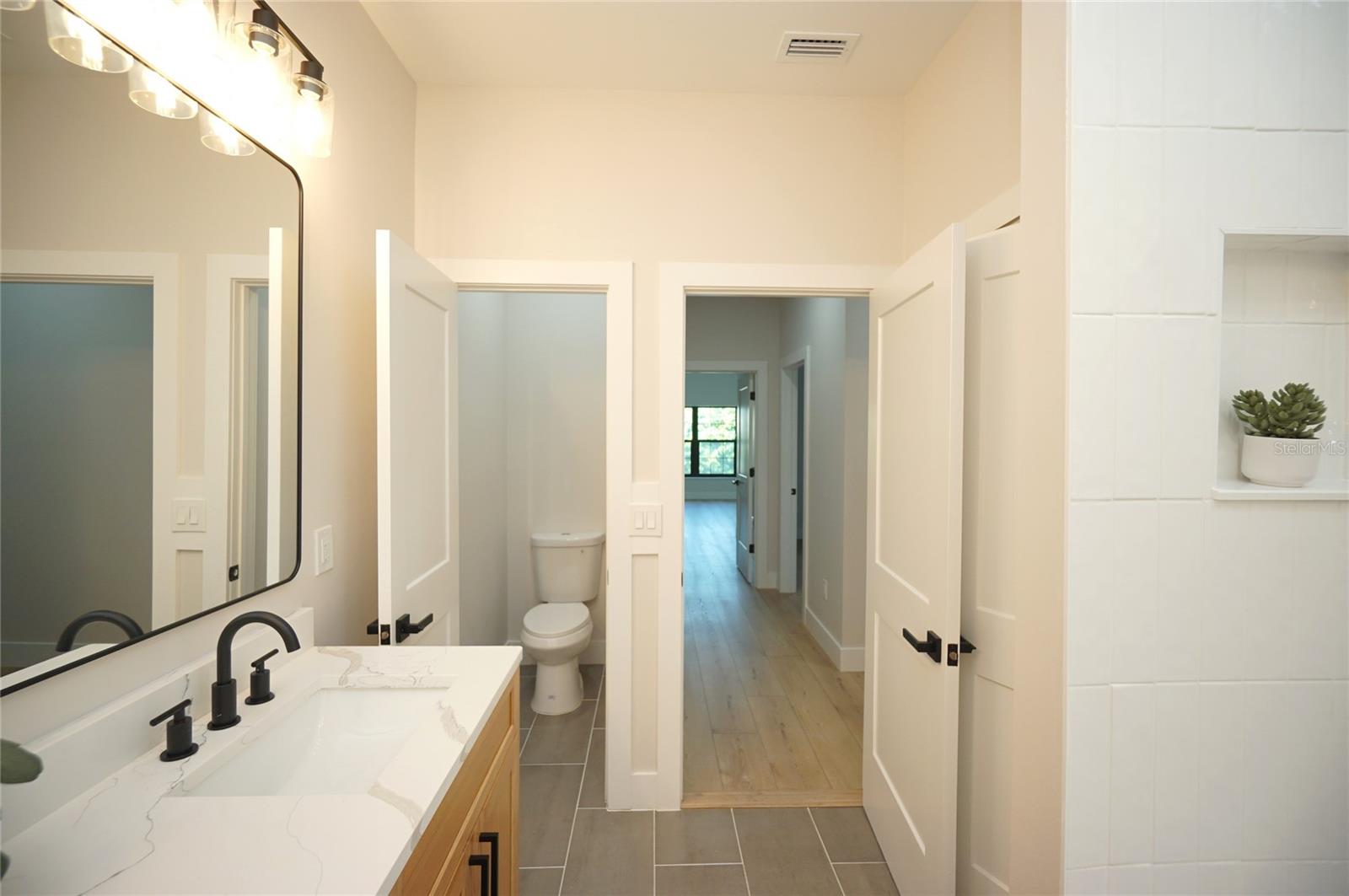 4308 W Gray St #4 Property Photo 27