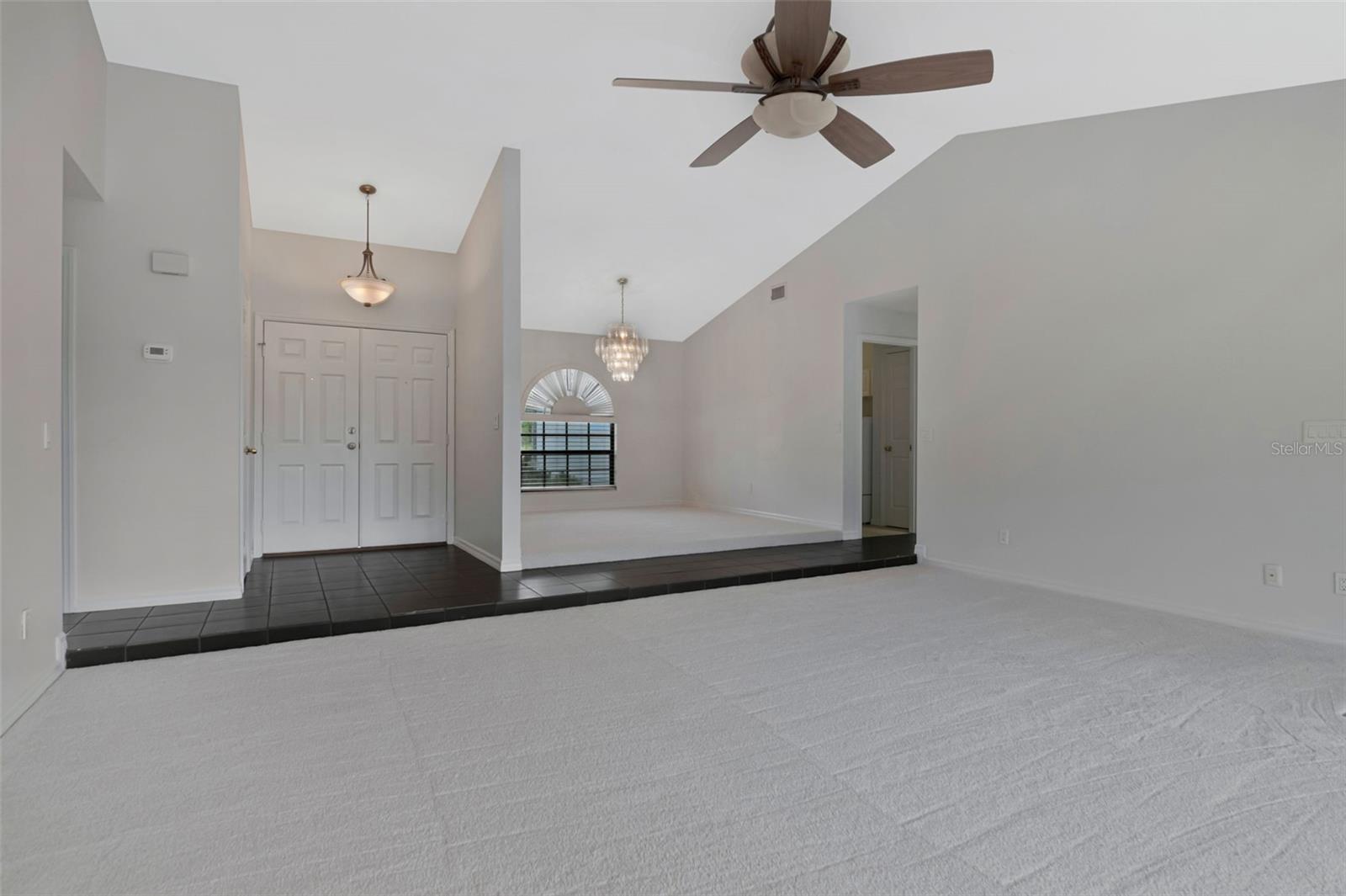 38118 Huff Dr Property Photo 3