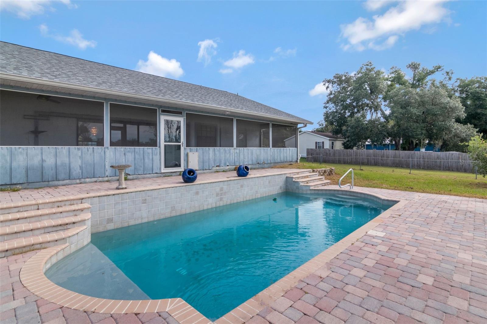 38118 Huff Dr Property Photo 4