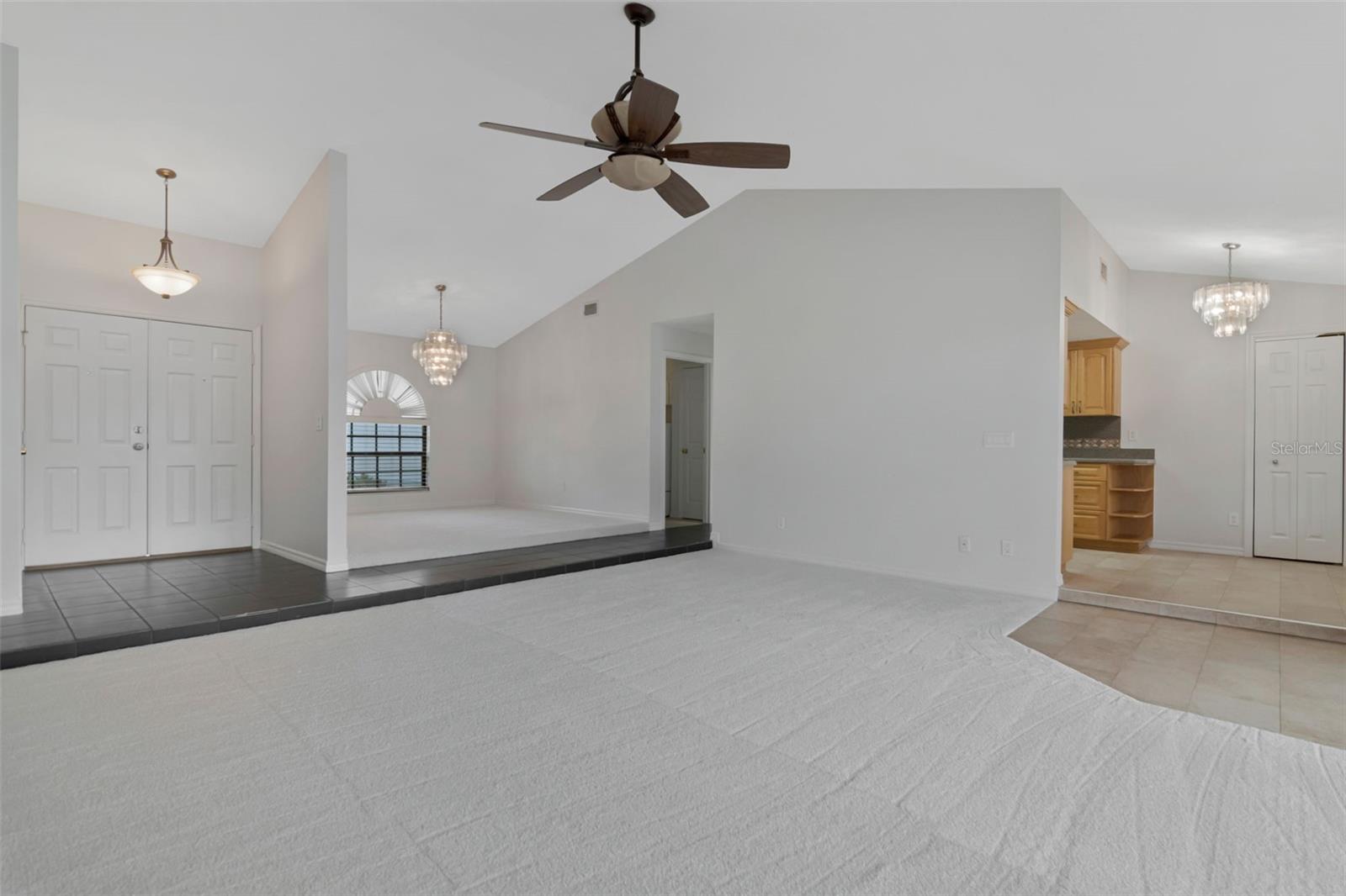 38118 Huff Dr Property Photo 8