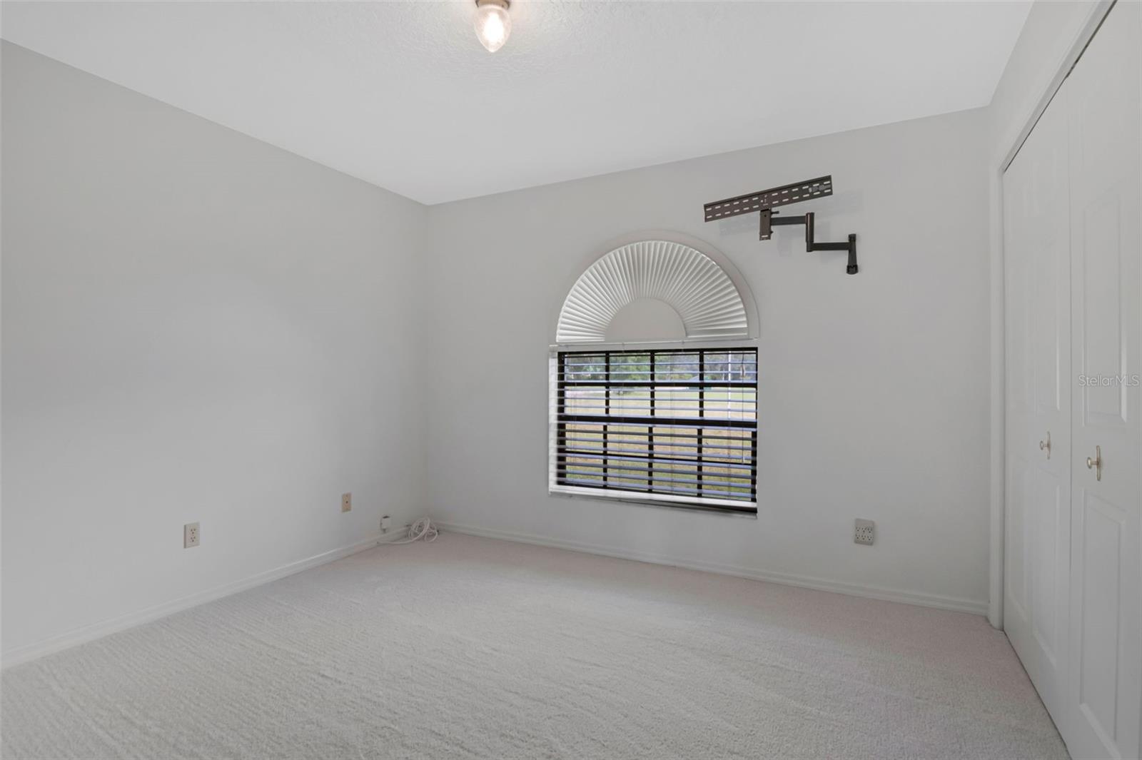 38118 Huff Dr Property Photo 22