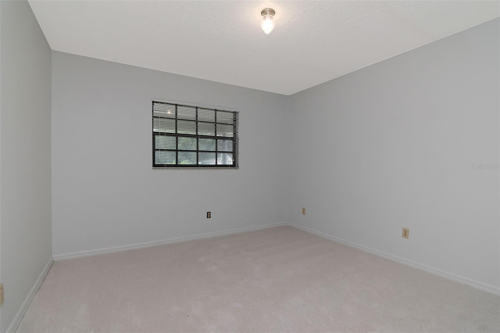 38118 Huff Dr Property Photo 24