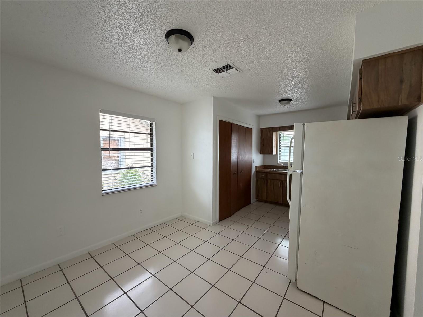 4851 16th St Property Photo 15