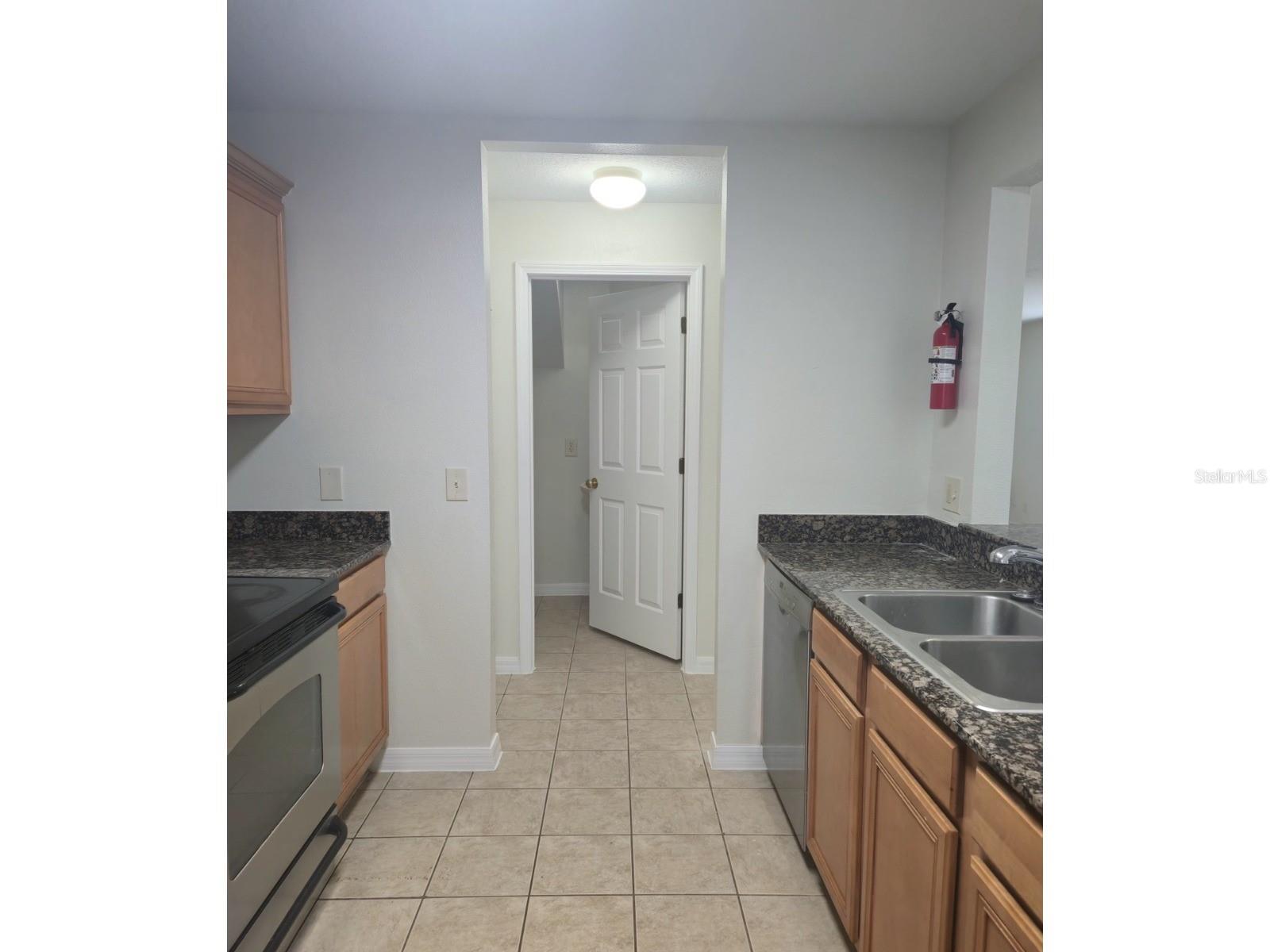 3438 Castle Stone Ct Property Photo 27