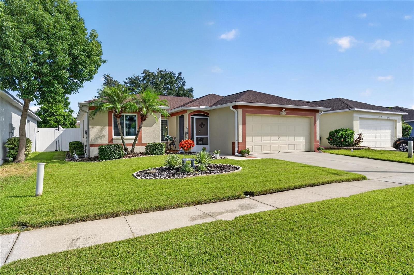 12138 Buffington Ln Property Photo 6