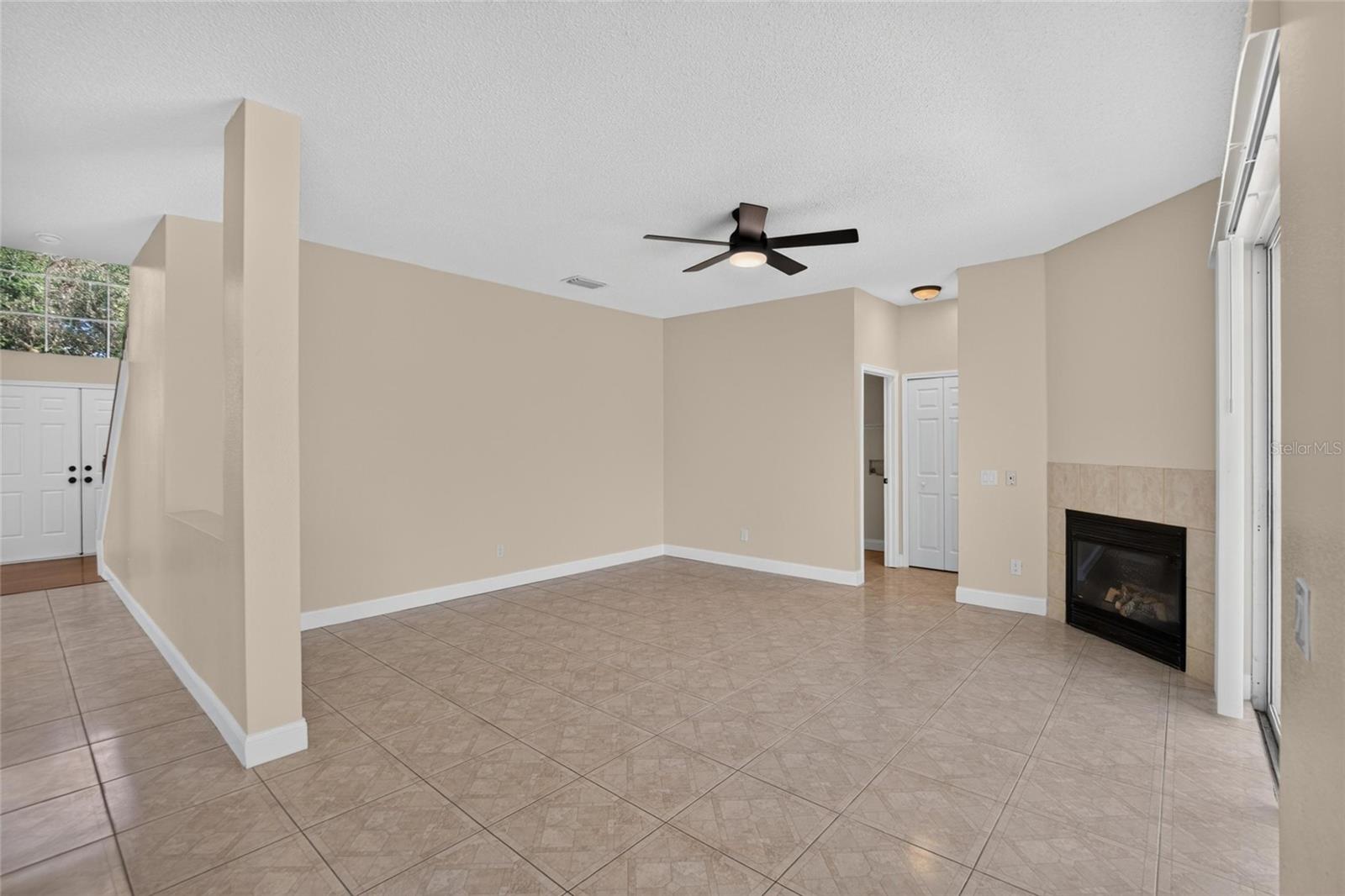 9110 Rockrose Dr Property Photo 11
