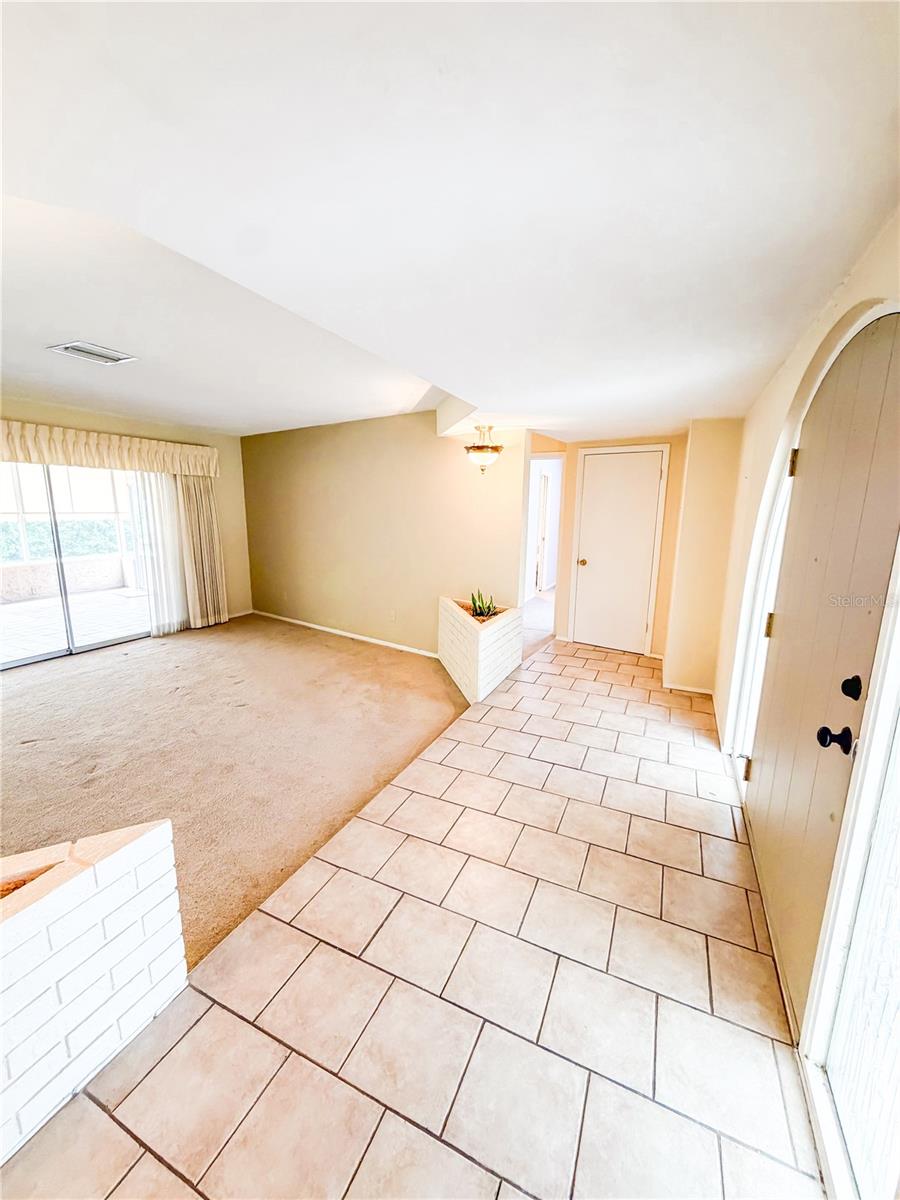 14436 Bay Hills Dr Property Photo 6