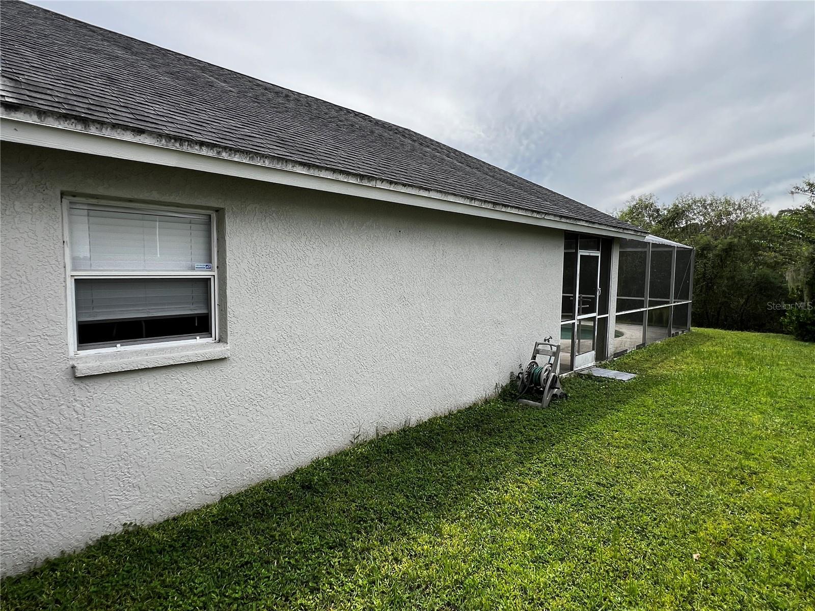 27606 Sky Lake Cir Property Photo 13