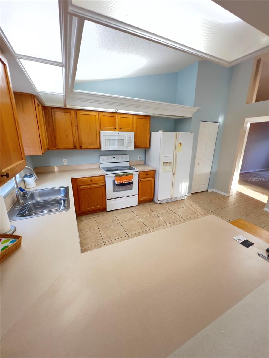 27606 Sky Lake Cir Property Photo 41