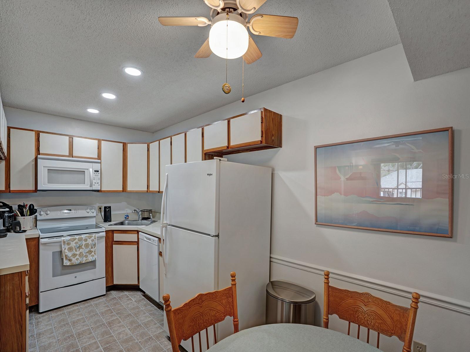 13122 Slash Pine Dr #e2 Property Photo 7