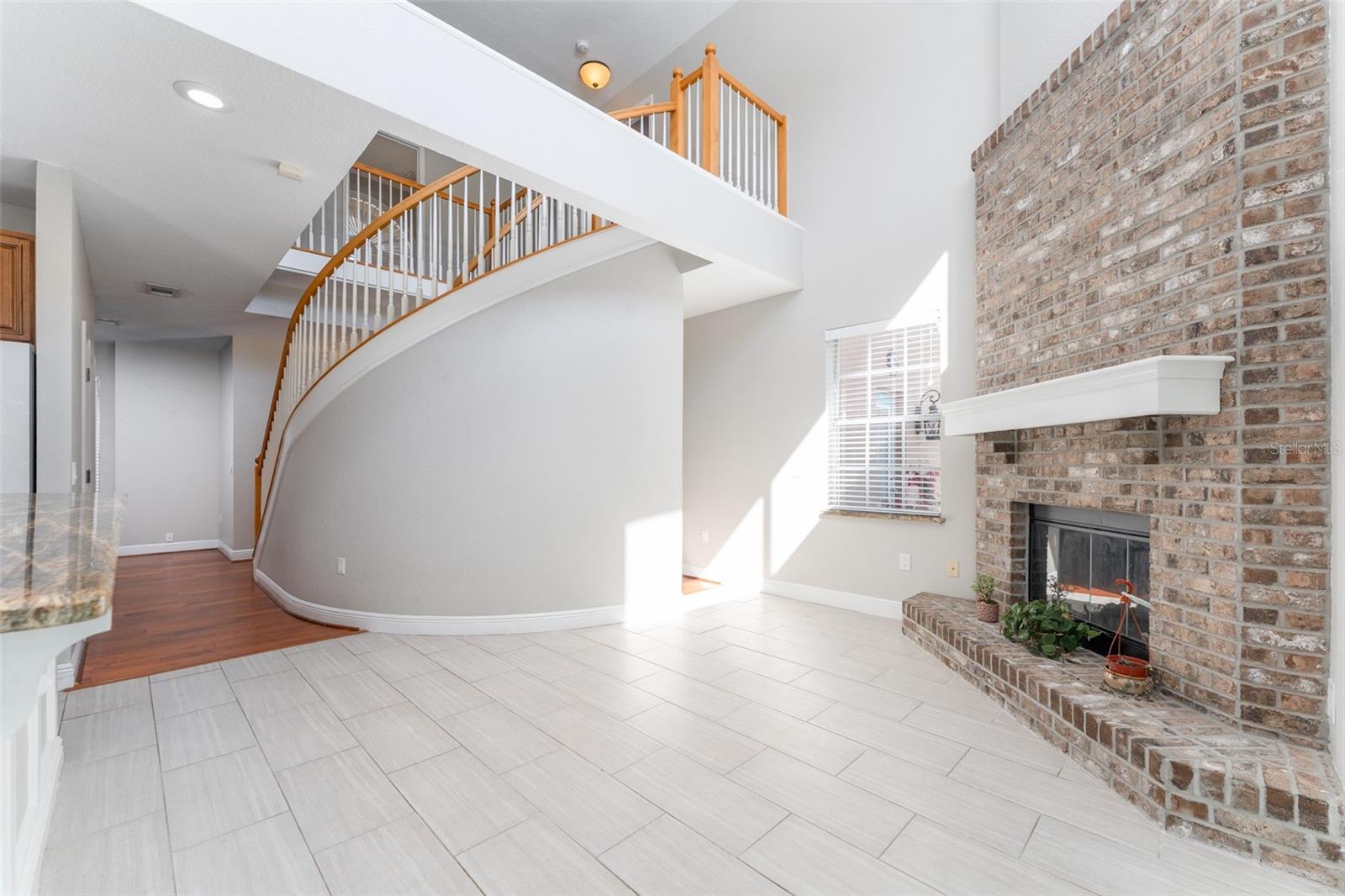 11302 Hoot Owl Ct Property Photo 5