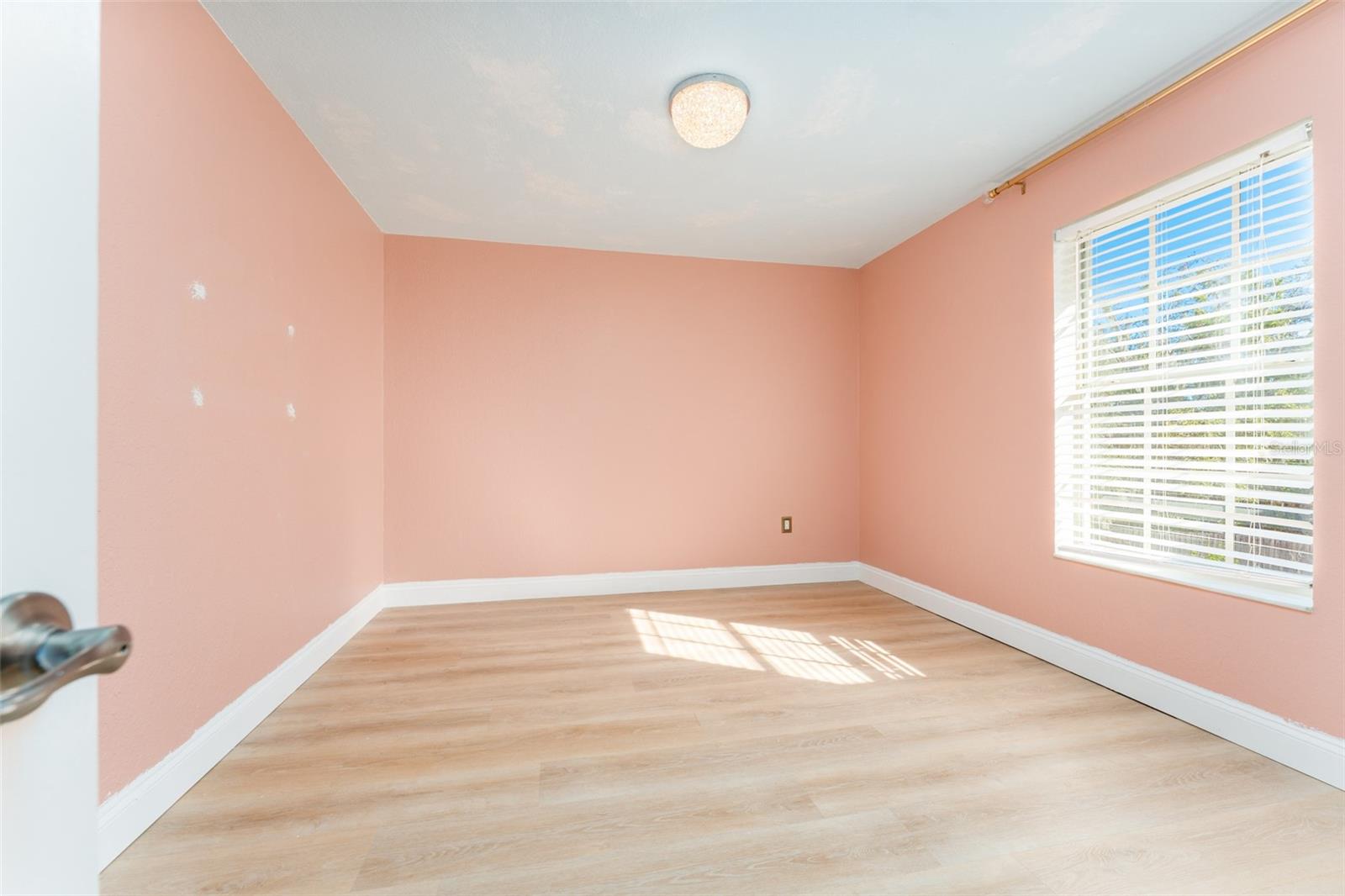 11302 Hoot Owl Ct Property Photo 22