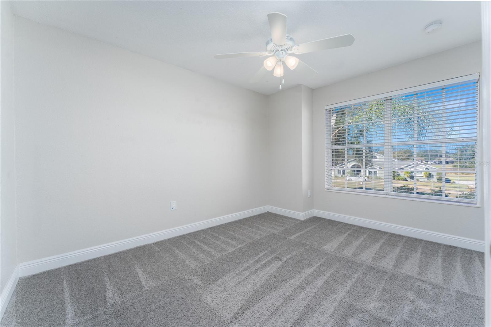 11302 Hoot Owl Ct Property Photo 29